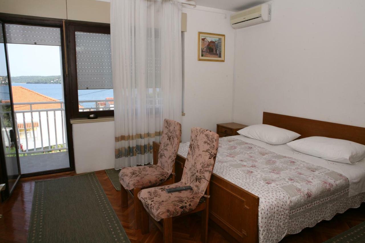 Rooms And Apartments Kurtovic Seget Donji Bagian luar foto