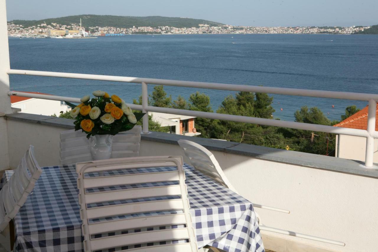 Rooms And Apartments Kurtovic Seget Donji Bagian luar foto