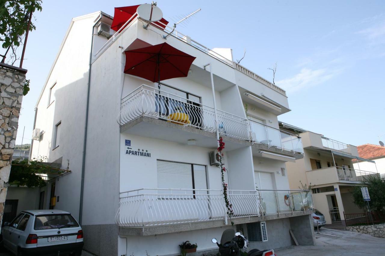 Rooms And Apartments Kurtovic Seget Donji Bagian luar foto
