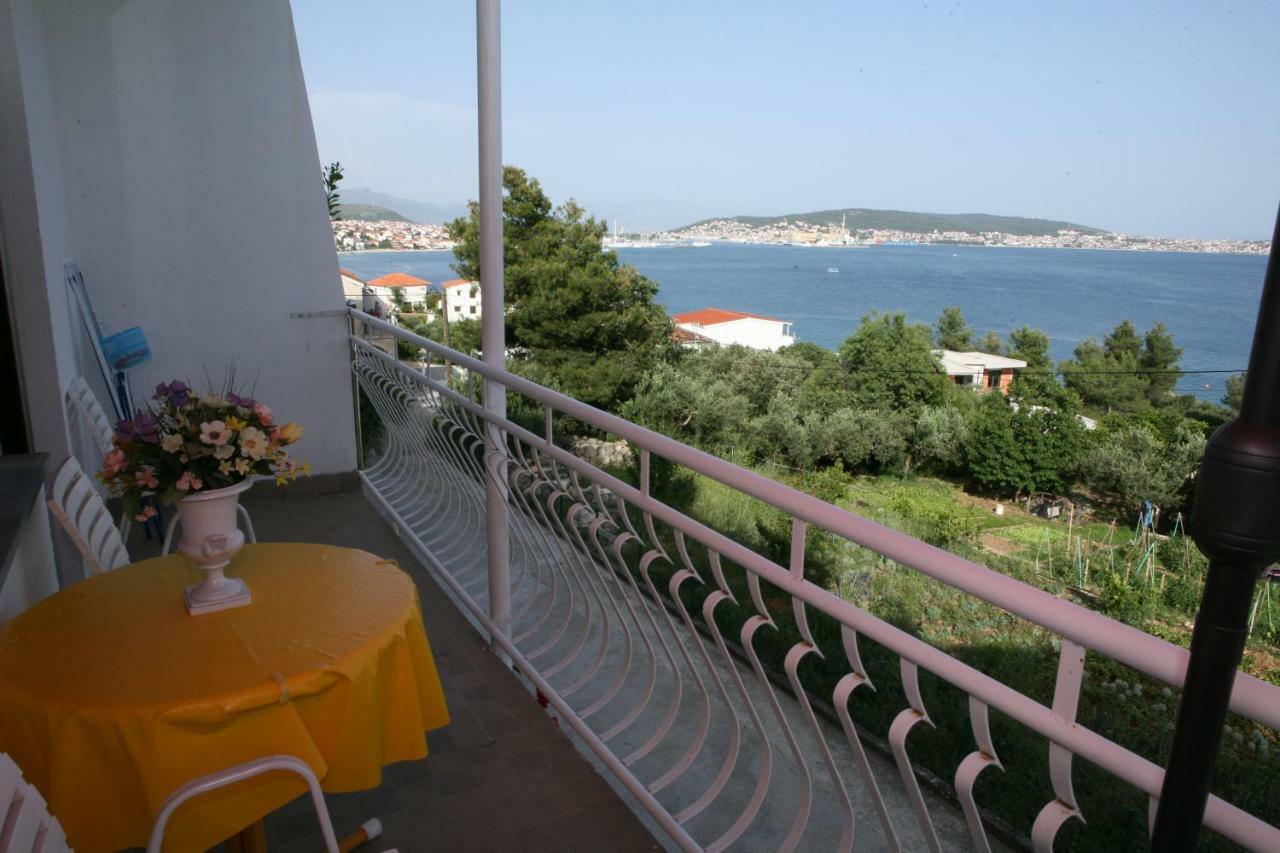 Rooms And Apartments Kurtovic Seget Donji Bagian luar foto