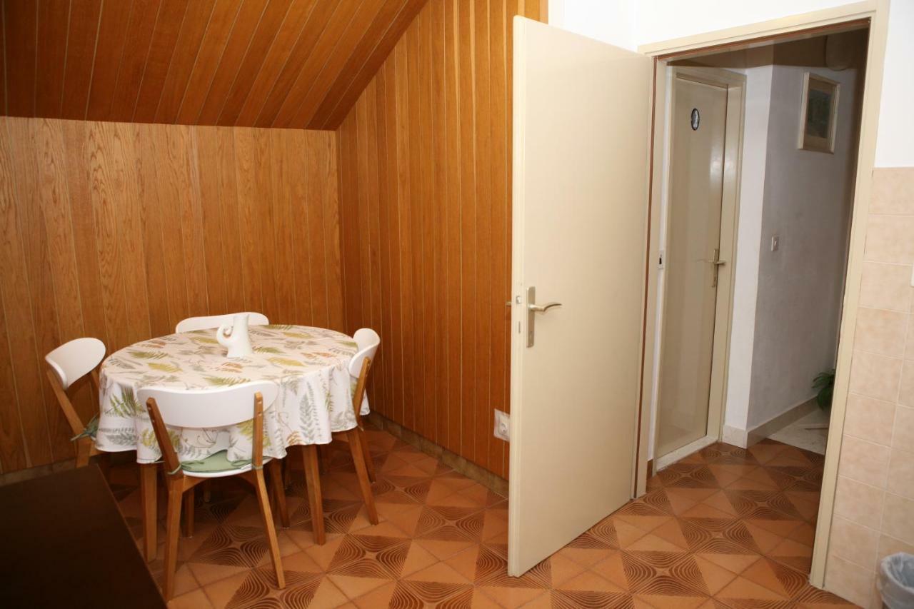Rooms And Apartments Kurtovic Seget Donji Bagian luar foto