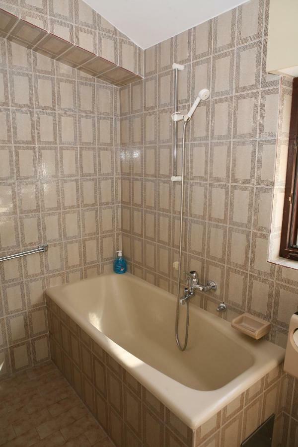 Rooms And Apartments Kurtovic Seget Donji Bagian luar foto
