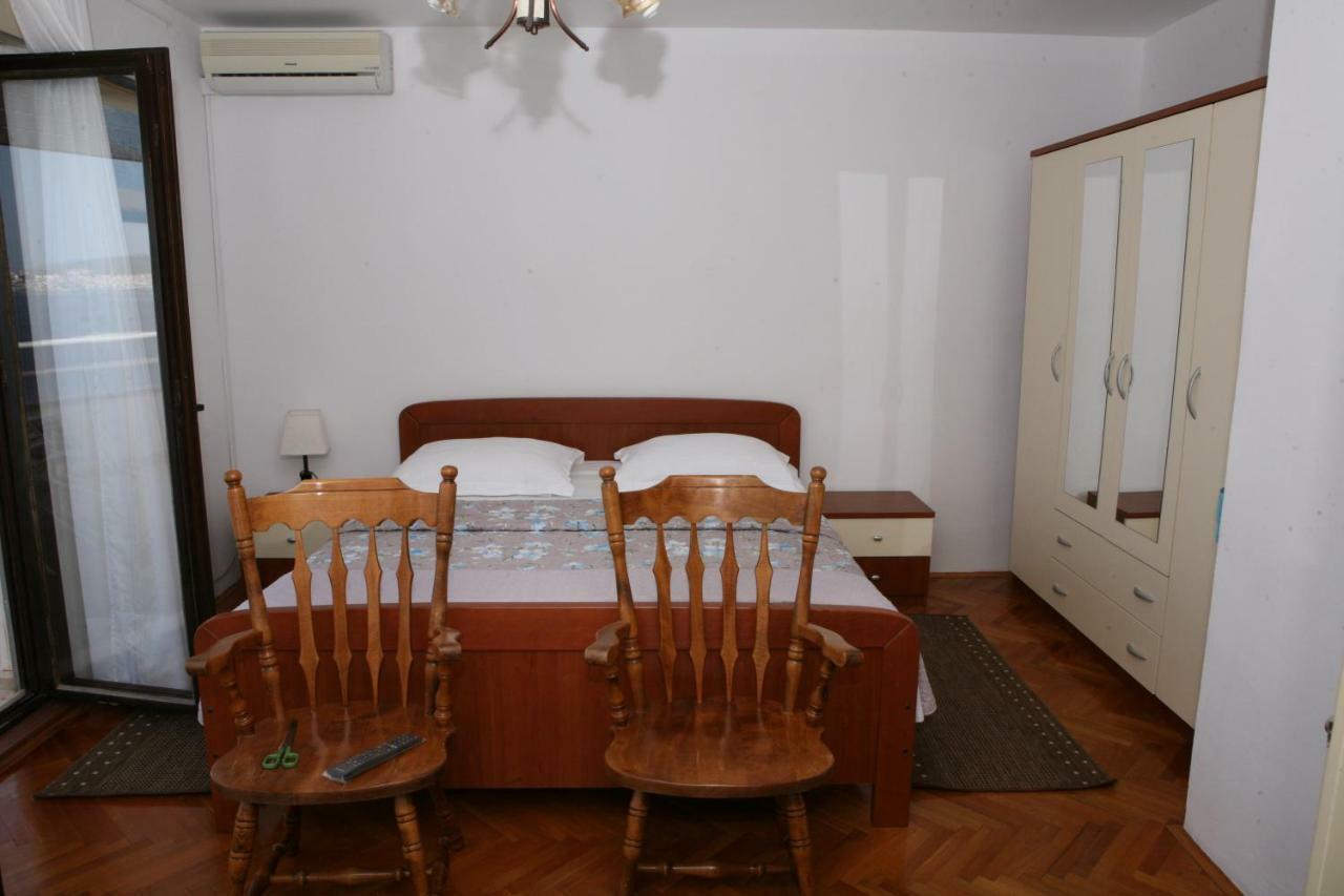 Rooms And Apartments Kurtovic Seget Donji Bagian luar foto